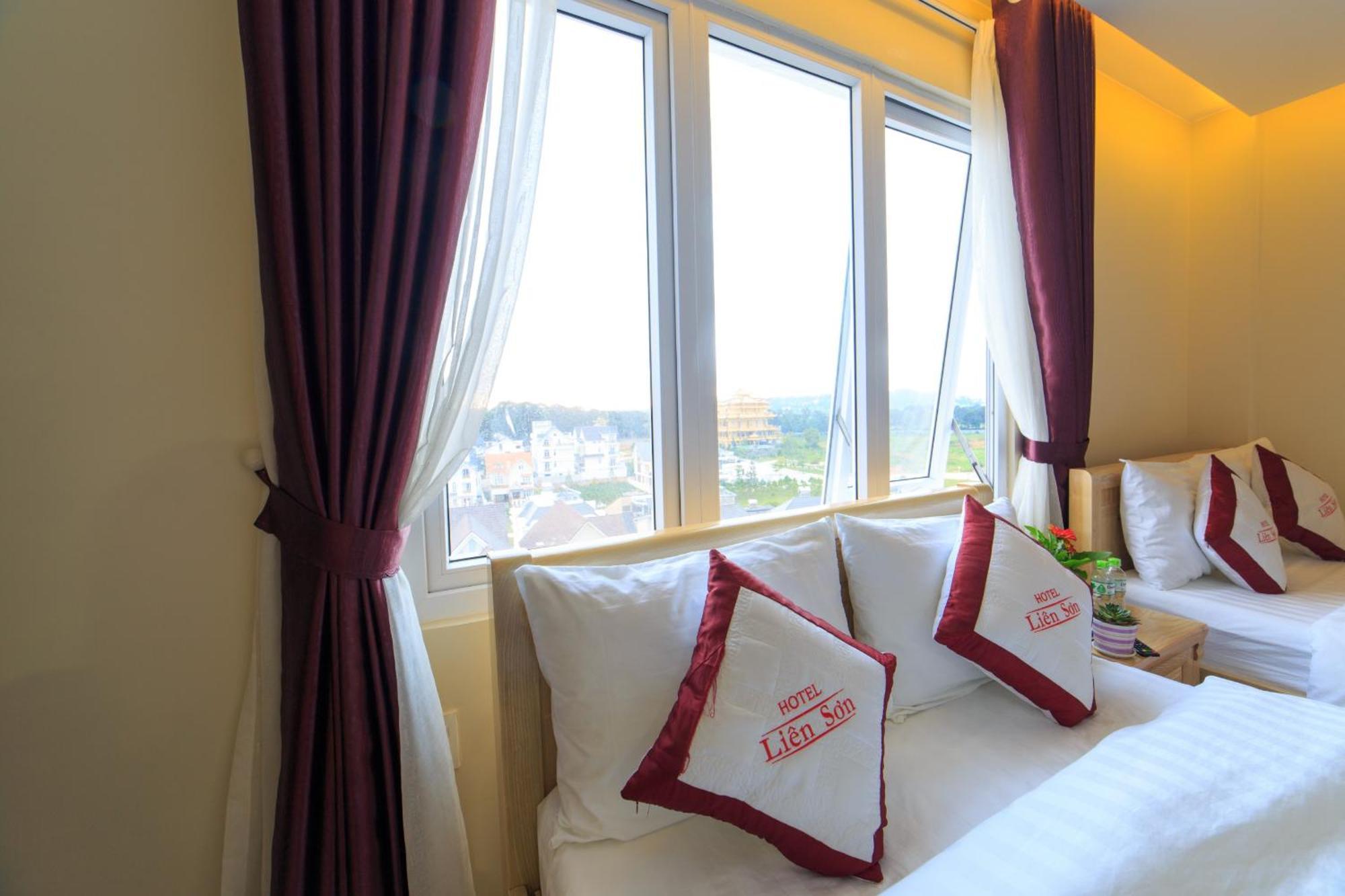 Khach San Lien Son - Da Lat Hotel Exterior foto